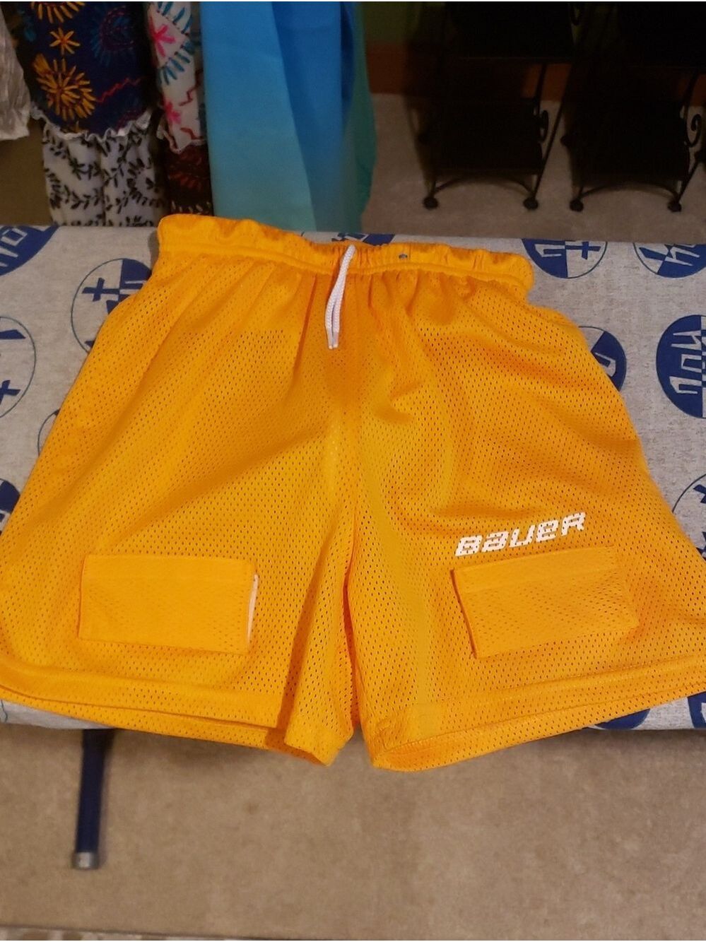 NWOT Bauer Kids’s Bright Yellow Velcro Athletic Mesh Shorts With Cup